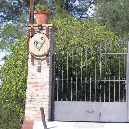 Lodge Vi L'art Wine - Only Adults *